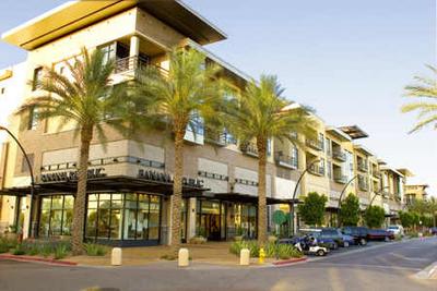 Avenue Fashions Scottsdale on The Third Avenue Lofts Is Another Choice     Many Of These Units Are