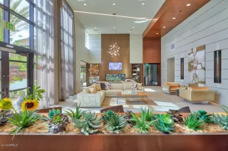 Photo #2: 5753931 Listing