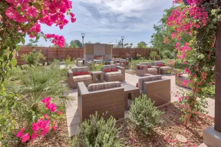 Photo #5: 5753931 Listing