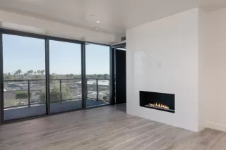 Photo #6: 5781590 Listing