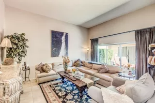 Photo #2: 5784740 Listing