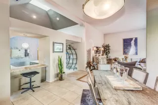 Photo #6: 5784740 Listing