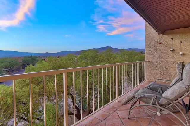 MLS: 5816179 Condo For Sale