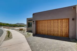 Photo #1: 5850570 Listing 