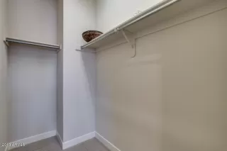 Photo #5: 5850570 Listing 