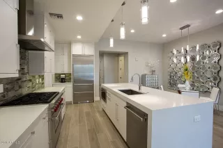 Photo #1: 5860703 Listing