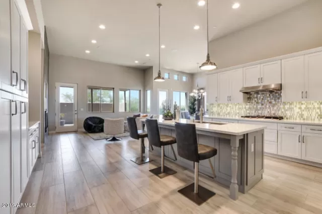 MLS: 5868450 Condo For Sale