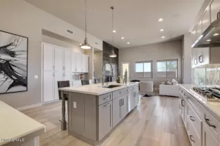 Photo #1: 5868450 Listing 