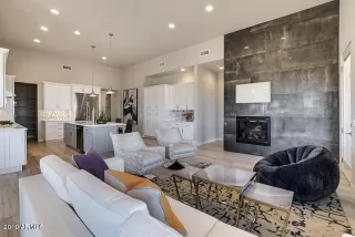 Photo #2: 5868450 Listing 