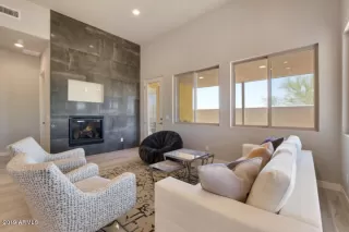 Photo #4: 5868450 Listing 