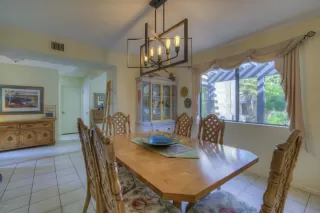Photo #5: 5876444 Listing