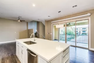 Photo #3: 5878637 Listing 