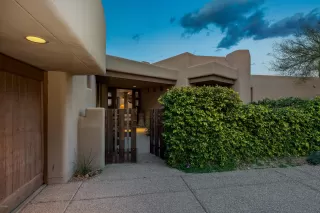 Photo #1: 5889901 Listing