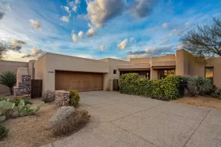 Photo #2: 5889901 Listing