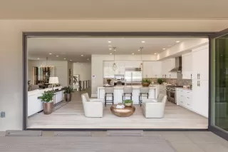 Photo #4: 5890889 Listing