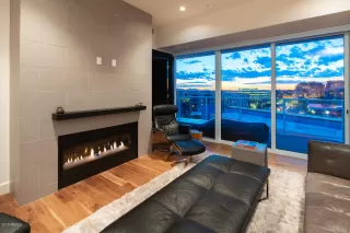 Photo #5: 5893241 Listing