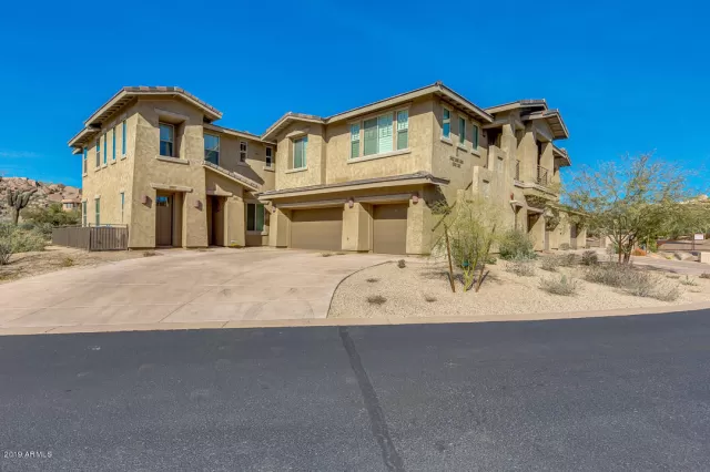 MLS: 5893258 Condo For Sale