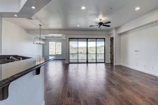 Photo #4: 5896903 Listing 