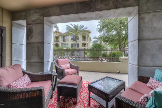 MLS: 5903644 Condo For Sale