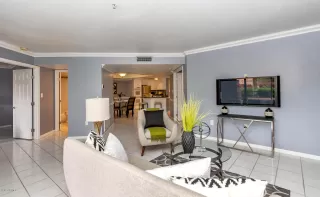 Photo #4: 5911111 Listing