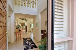 Photo #2: 5911515 Listing