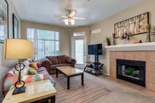 Photo #5: 5915302 Listing