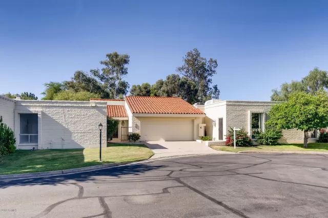 MLS: 5920595 Condo For Sale
