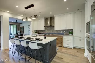 Photo #5: 5924247 Listing 