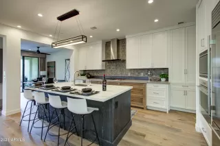 Photo #5: 5924249 Listing