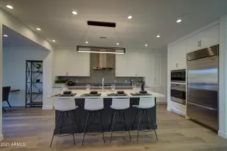 Photo #4: 5924296 Listing