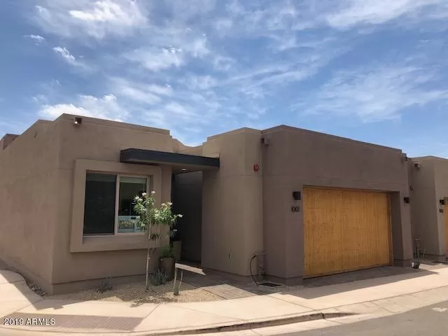 MLS: 5926931 Condo For Sale