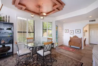 Photo #2: 5928064 Listing