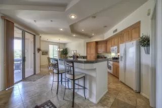 Photo #4: 5928321 Listing