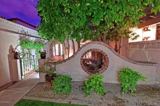 Photo #1: 5928322 Listing