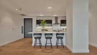 Photo #4: 5933046 Listing