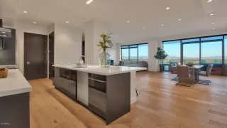 Photo #6: 5933046 Listing