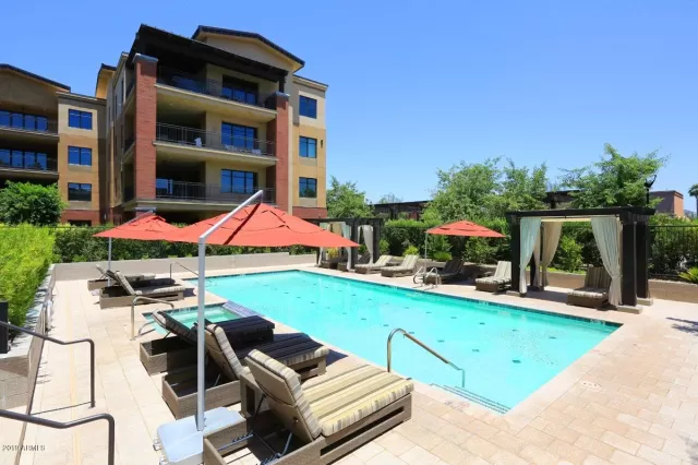 MLS: 5933371 Condo For Sale