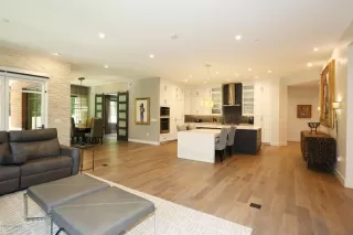 Photo #4: 5933371 Listing 