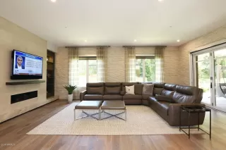 Photo #5: 5933371 Listing 