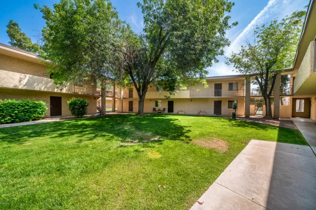 MLS: 5938109 Condo For Sale