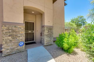 Photo #2: 5940379 Listing