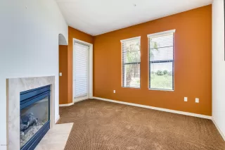 Photo #4: 5941759 Listing