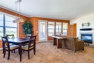 Photo #6: 5941759 Listing