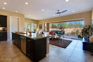 Photo #5: 5942848 Listing 