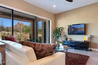 Photo #6: 5942848 Listing 