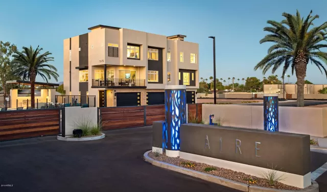 MLS: 5942891 Condo For Sale