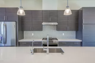 Photo #5: 5942891 Listing 