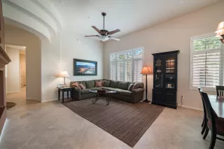 Photo #5: 5944862 Listing 