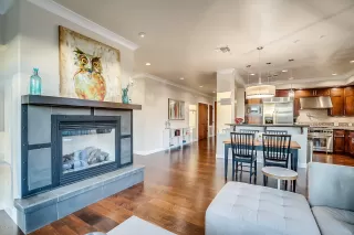 Photo #5: 5944960 Listing