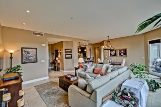 Photo #1: 5946729 Listing